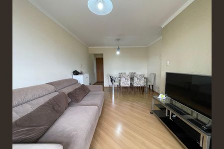 Apartamento à venda com 68m², 3 quartos e 1 vagaSala