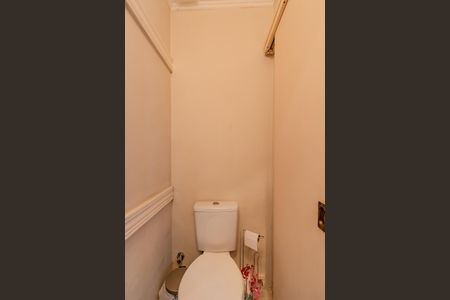 Casa de condomínio à venda com 150m², 3 quartos e 2 vagas Casa de condomínio à venda com 150m², 3 quartos e 2 vagasLavabo