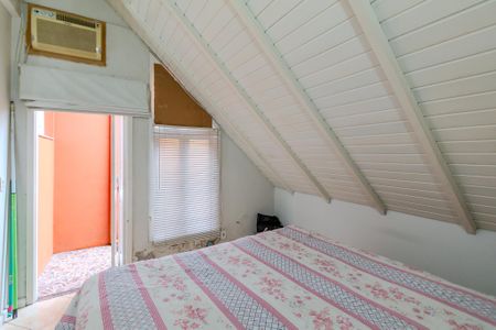 Casa de condomínio à venda com 150m², 3 quartos e 2 vagas Casa de condomínio à venda com 150m², 3 quartos e 2 vagasSuíte 1