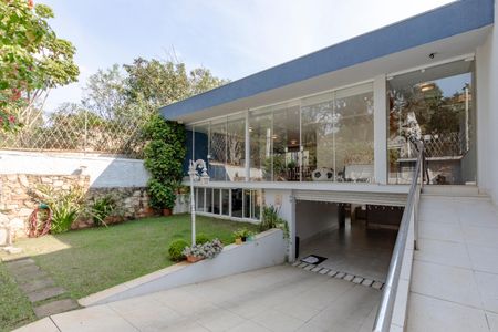 Casa à venda com 335m², 4 quartos e 3 vagasJardim
