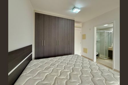 Studio para alugar com 38m², 0 quarto e 1 vaga Studio para alugar com 38m², 0 quarto e 1 vagaQuarto