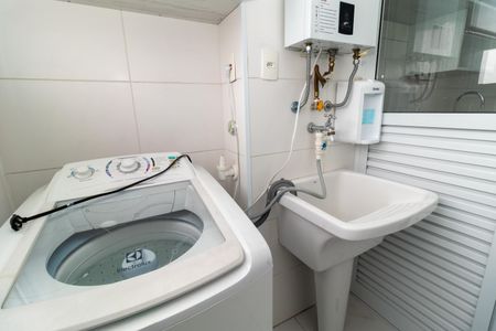 Apartamento à venda com 58m², 2 quartos e 1 vagaÁrea de Serviço