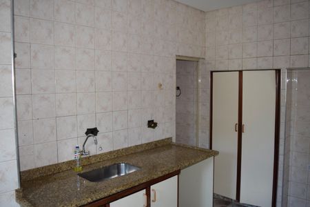 Casa para alugar com 196m², 3 quartos e 3 vagas