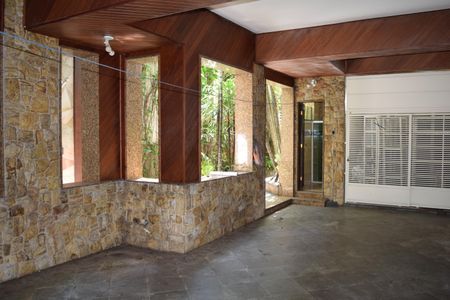 Casa para alugar com 196m², 3 quartos e 3 vagas