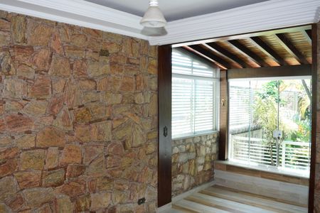 Casa para alugar com 196m², 3 quartos e 3 vagas