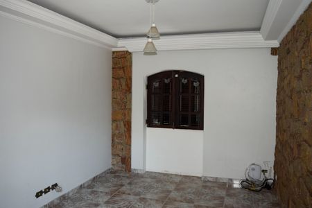 Casa para alugar com 196m², 3 quartos e 3 vagas