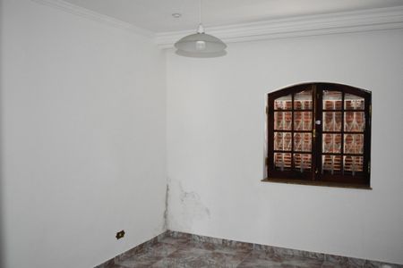 Casa para alugar com 196m², 3 quartos e 3 vagas