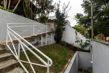 Casa para alugar com 214m², 4 quartos e 2 vagasEntrada