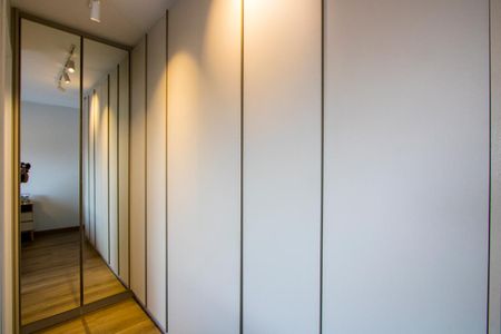 Apartamento à venda com 76m², 2 quartos e 2 vagasSuíte