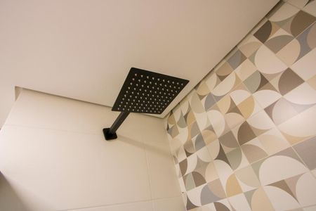 Apartamento à venda com 76m², 2 quartos e 2 vagasBanheiro da Suíte 2