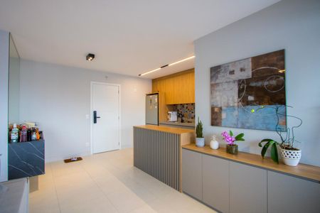 Sala de apartamento à venda com 2 quartos, 76m² em Vila Gilda, Santo André