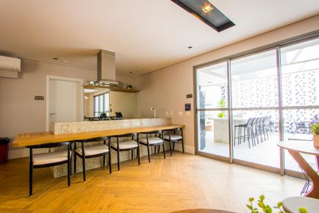 Apartamento à venda com 76m², 2 quartos e 2 vagasÁrea comum - Salão de festas