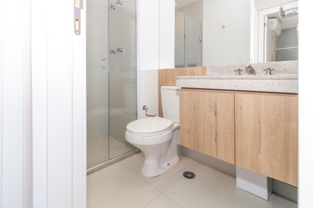 Apartamento à venda com 73m², 2 quartos e 2 vagas Apartamento à venda com 73m², 2 quartos e 2 vagasBanheiro