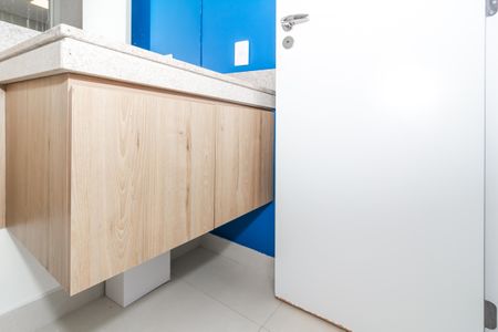 Apartamento à venda com 73m², 2 quartos e 2 vagas Apartamento à venda com 73m², 2 quartos e 2 vagasBanheiro