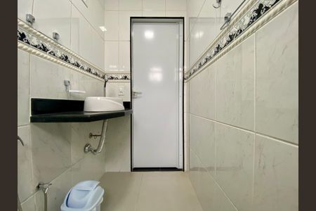 Apartamento para alugar com 78m², 2 quartos e 1 vagaBanheiro da Suíte