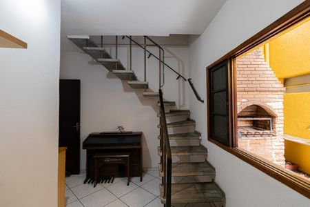 Casa à venda com 220m², 5 quartos e 4 vagasQuarto