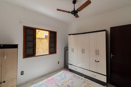 Casa à venda com 220m², 5 quartos e 4 vagasSuíte 1