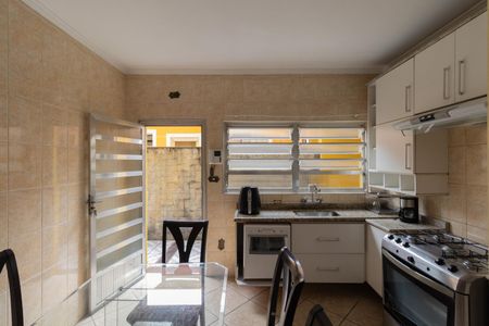 Casa à venda com 220m², 5 quartos e 4 vagasCozinha