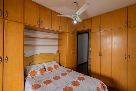 Casa à venda com 220m², 5 quartos e 4 vagasSuíte 2