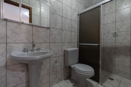 Casa à venda com 220m², 5 quartos e 4 vagasBanheiro de Serviço 1