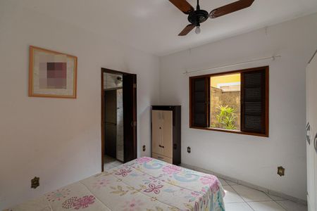 Casa à venda com 220m², 5 quartos e 4 vagasSuíte 1