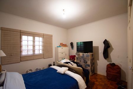 Casa à venda com 582m², 3 quartos e 3 vagas Casa à venda com 582m², 3 quartos e 3 vagasquarto 3