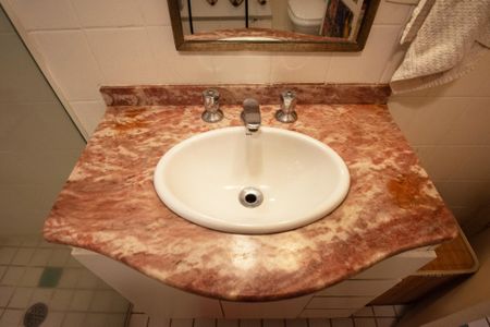 Casa à venda com 582m², 3 quartos e 3 vagas Casa à venda com 582m², 3 quartos e 3 vagasbanheiro