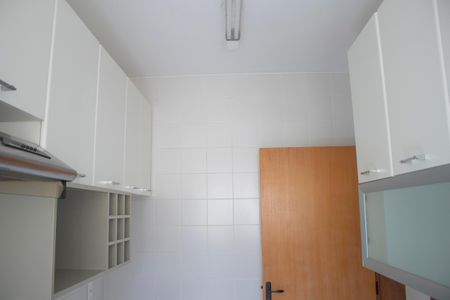 Apartamento à venda com 70m², 3 quartos e 2 vagas Apartamento à venda com 70m², 3 quartos e 2 vagasCozinha