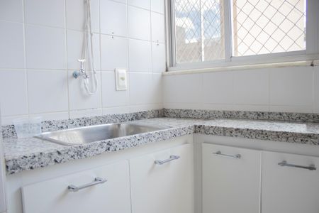 Apartamento à venda com 70m², 3 quartos e 2 vagas Apartamento à venda com 70m², 3 quartos e 2 vagasÁrea de Serviço