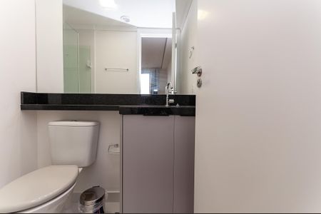 Apartamento para alugar com 28m², 1 quarto e sem vagaBanheiro da Suíte