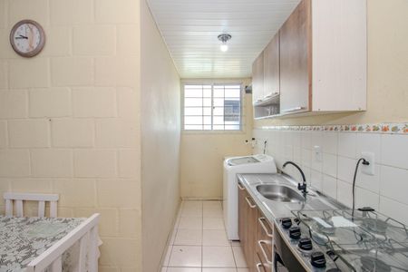 Apartamento à venda com 40m², 2 quartos e 1 vaga Apartamento à venda com 40m², 2 quartos e 1 vagaCozinha e Área de Serviço