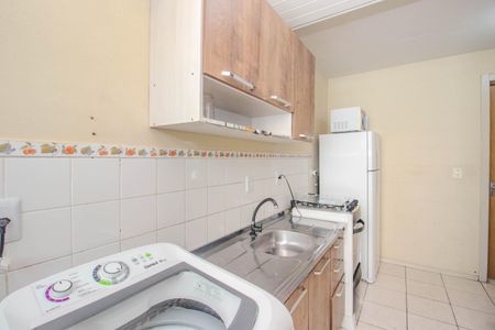 Apartamento à venda com 40m², 2 quartos e 1 vaga Apartamento à venda com 40m², 2 quartos e 1 vagaCozinha e Área de Serviço