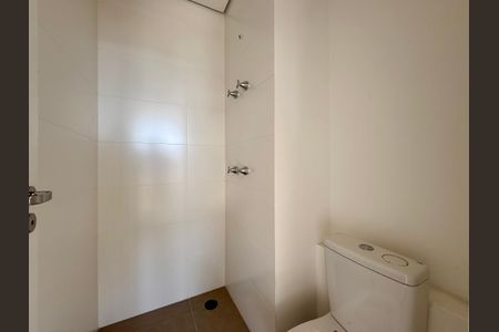 Studio à venda com 32m², 0 quarto e sem vaga Studio à venda com 32m², 0 quarto e sem vagaBanheiro