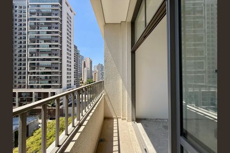 Studio à venda com 32m², 0 quarto e sem vaga Studio à venda com 32m², 0 quarto e sem vagaSacada