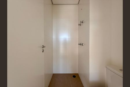 Studio à venda com 32m², 0 quarto e sem vaga Studio à venda com 32m², 0 quarto e sem vagaBanheiro