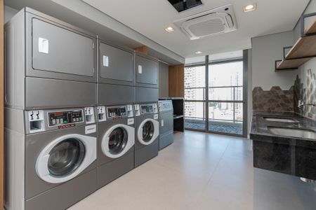 Apartamento para alugar com 32m², 1 quarto e sem vaga Apartamento para alugar com 32m², 1 quarto e sem vagaLavanderia