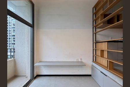Studio à venda com 32m², 1 quarto e sem vagaSala