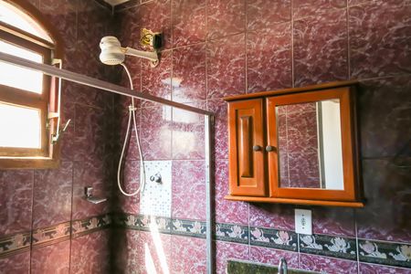 Casa de condomínio para alugar com 70m², 2 quartos e sem vaga Casa de condomínio para alugar com 70m², 2 quartos e sem vagaBanheiro da Suíte