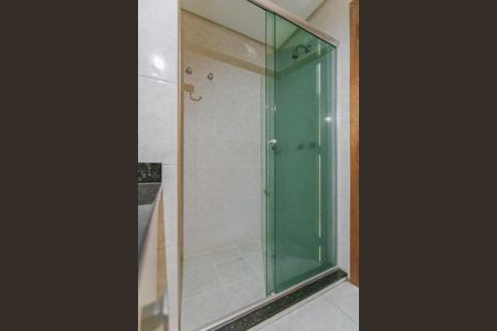 Apartamento à venda com 116m², 2 quartos e 2 vagasBanheiro