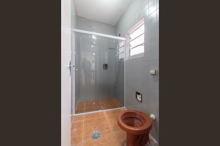 Casa à venda com 230m², 2 quartos e 1 vagaBanheiro