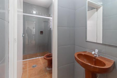 Casa à venda com 230m², 2 quartos e 1 vagaBanheiro