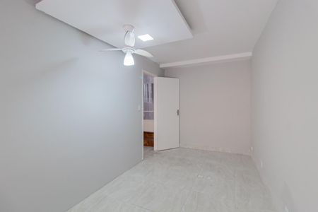 Sala de casa à venda com 2 quartos, 230m² em Vila Sao Geraldo, São Paulo