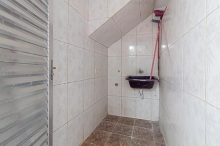 Casa à venda com 230m², 2 quartos e 1 vagaÁrea de Serviço