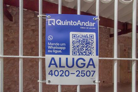 Casa à venda com 230m², 2 quartos e 1 vagaPlaquinha