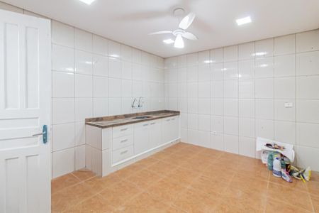 Casa à venda com 230m², 2 quartos e 1 vagaCozinha