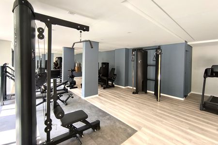 Apartamento para alugar com 112m², 3 quartos e 2 vagas Apartamento para alugar com 112m², 3 quartos e 2 vagasÁrea comum - Academia
