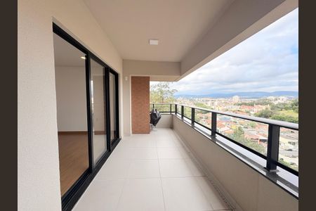 Apartamento para alugar com 112m², 3 quartos e 2 vagasSacada