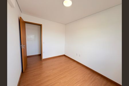 Apartamento para alugar com 112m², 3 quartos e 2 vagasQuarto 2