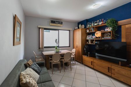 Sala de apartamento à venda com 2 quartos, 70m² em Maracanã, Rio de Janeiro