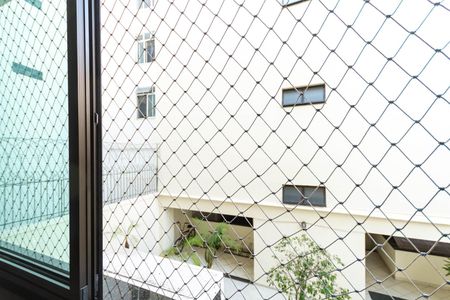 Vista Sala de apartamento à venda com 2 quartos, 70m² em Maracanã, Rio de Janeiro
